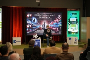 İlham Veren Bir Gece: Rahman Altın ile Fikirler ve Tecrübeler Sahnesi