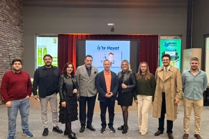 Başarıyı Taşıyan İlişkiler: İş Dünyasında Bağ Kurmanın Ötesi