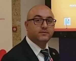 ÜMİT KOÇAK