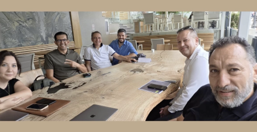 Kahve Sohbetlerimizden Güzel Bir Gün