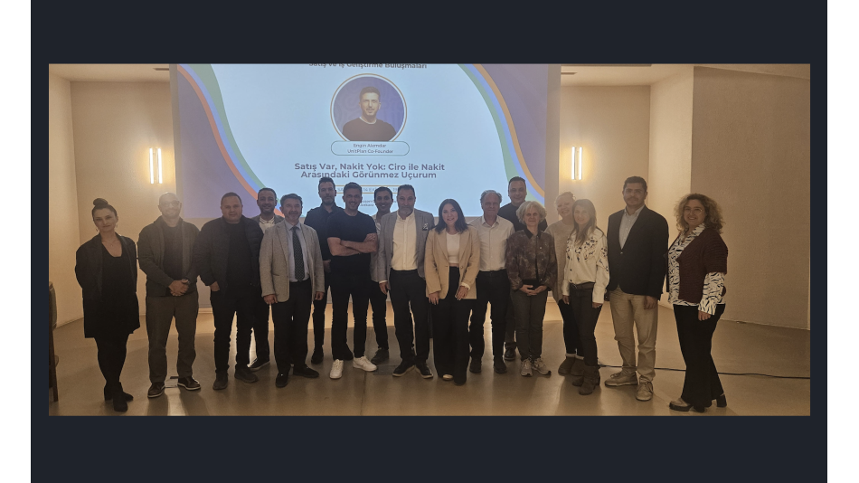 “Fikirler ve Tecrübeler Sahnesi”nde Engin Alemdar’ı Ağırladık